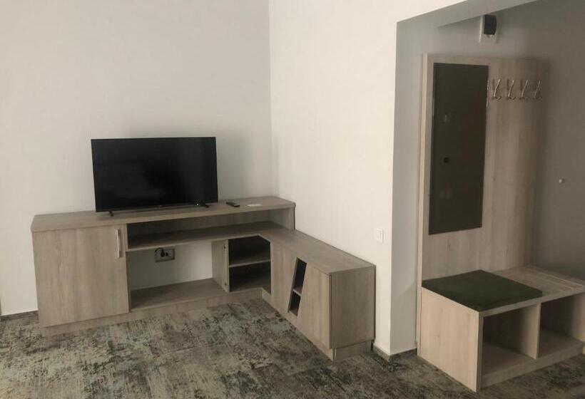 家庭工作室, Sub Cetate