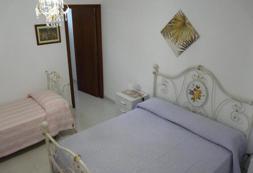 带花园景观的标准三人间, Villa Yucca