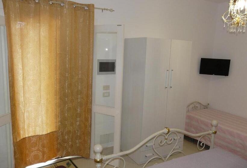 带花园景观的标准三人间, Villa Yucca