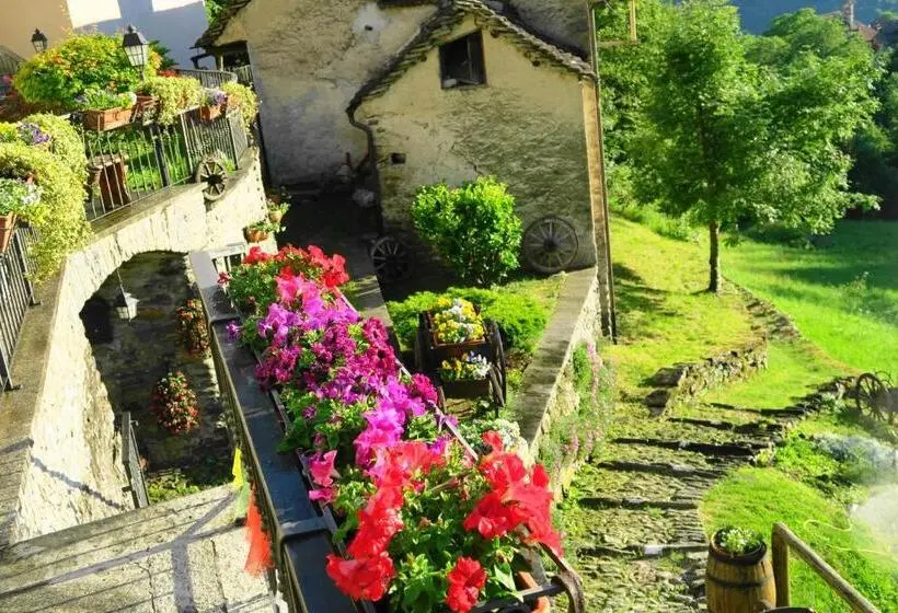 バス共有のスタンダードルーム, B&b Alpe Veglia