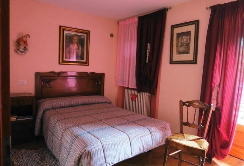 带共用浴室的标准房间, B&b Alpe Veglia