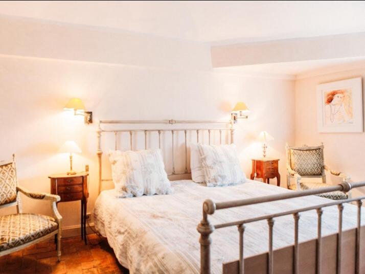 Номер Стандарт, B&b Château Légier