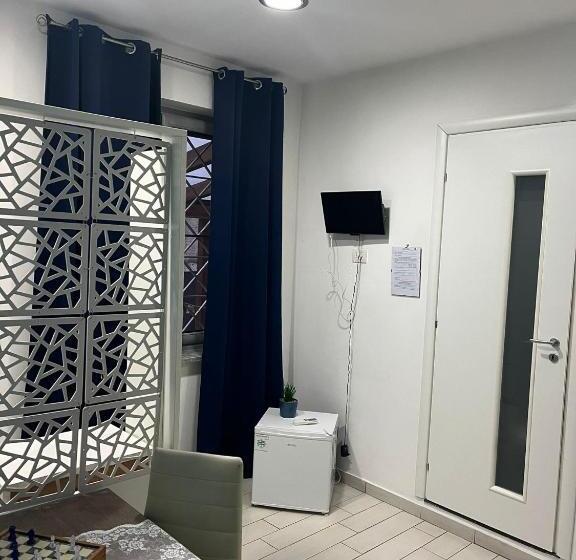 디럭스 룸, Family Room