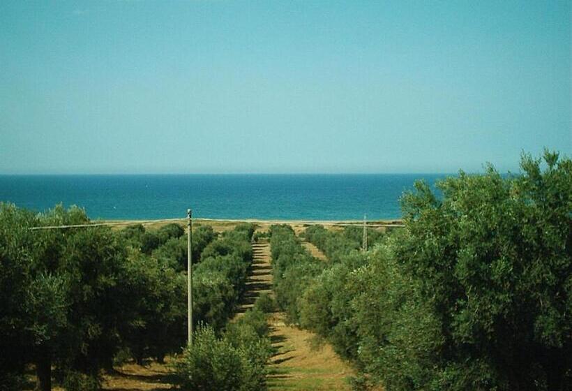 شقة غرفة واحدة مزودة بتراس, Agriturismo Torre Rinusa