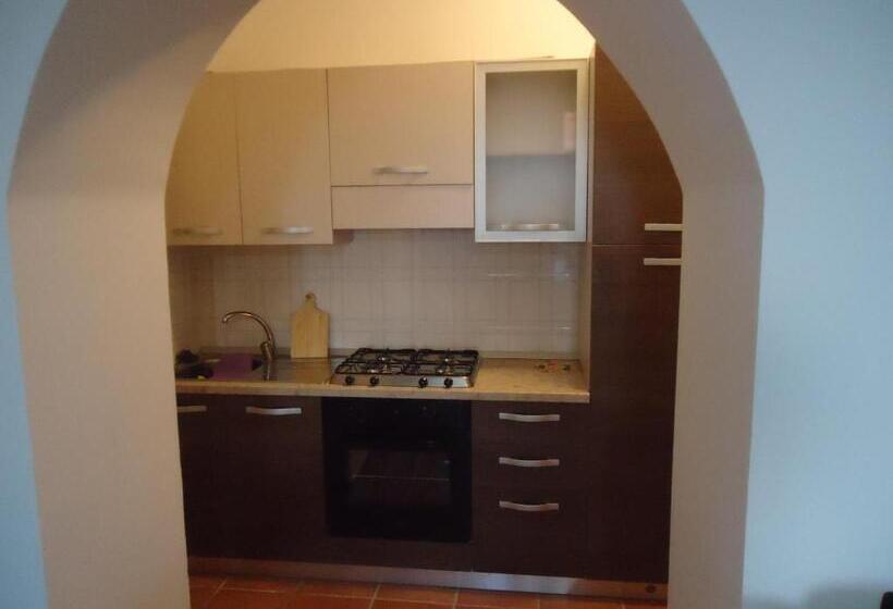 شقة غرفة واحدة مطلة على البحر, Agriturismo Torre Rinusa