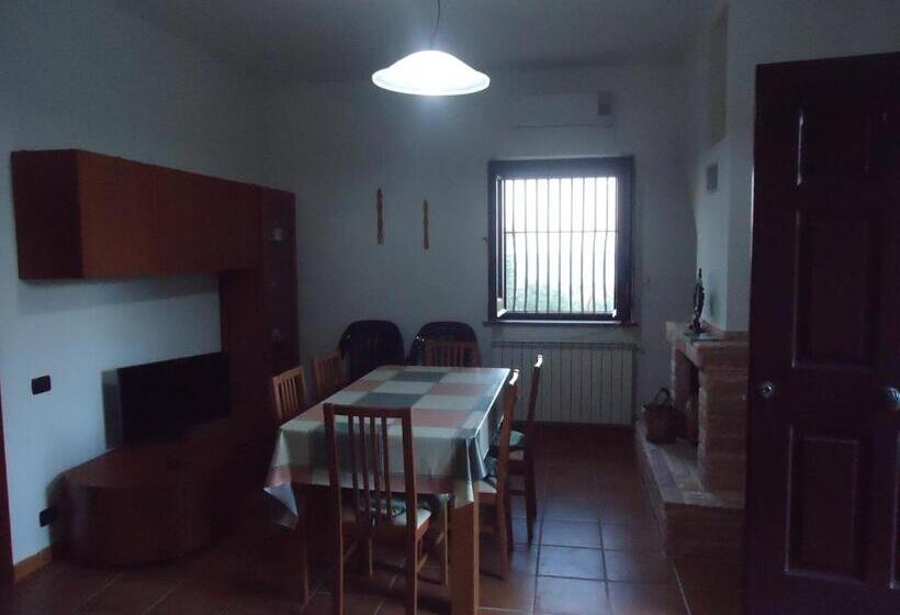 شقة غرفة واحدة مطلة على البحر, Agriturismo Torre Rinusa