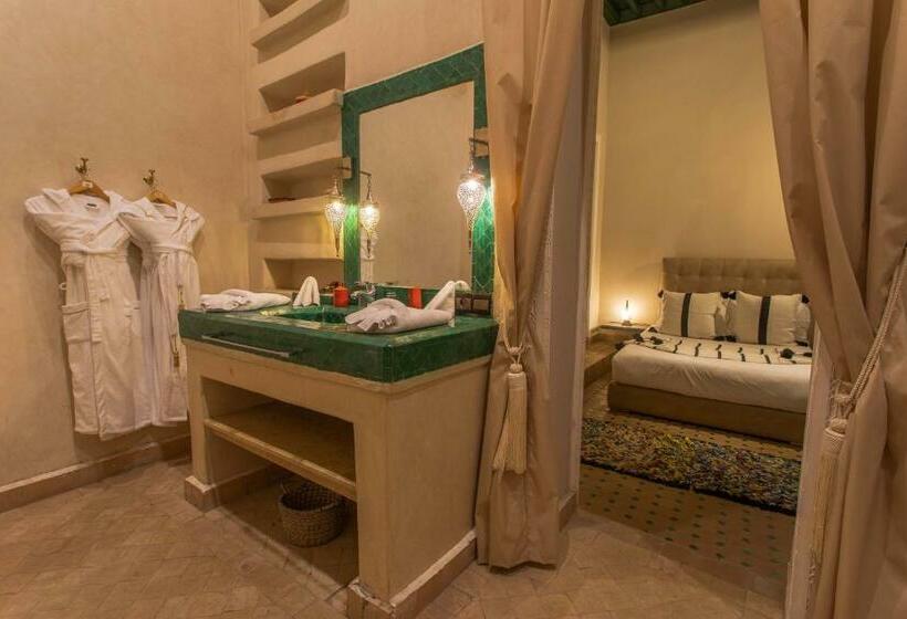 Deluxe Suite King Bed, Le Medina Privilege Riad & Spa