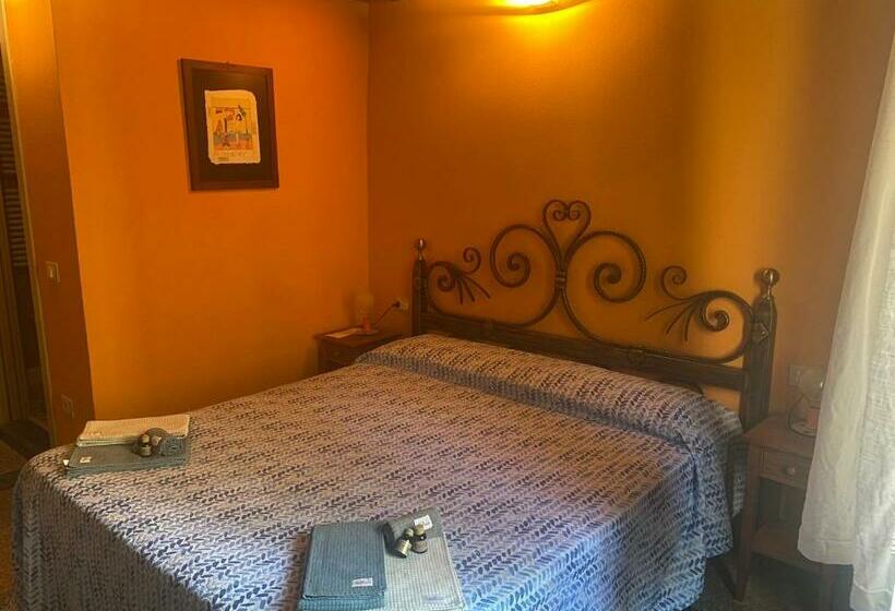 اتاق استاندارد با تخت بزرگ, Cà Della Valletta