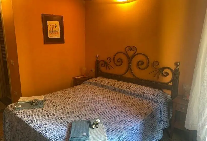 اتاق استاندارد با تخت بزرگ, Cà Della Valletta