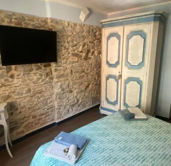 اتاق لوکس با تخت بزرگ, Cà Della Valletta