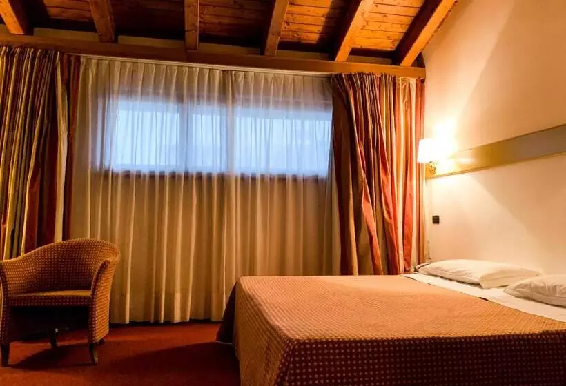 スーペリアールーム, Eurohotel Palace Maniago
