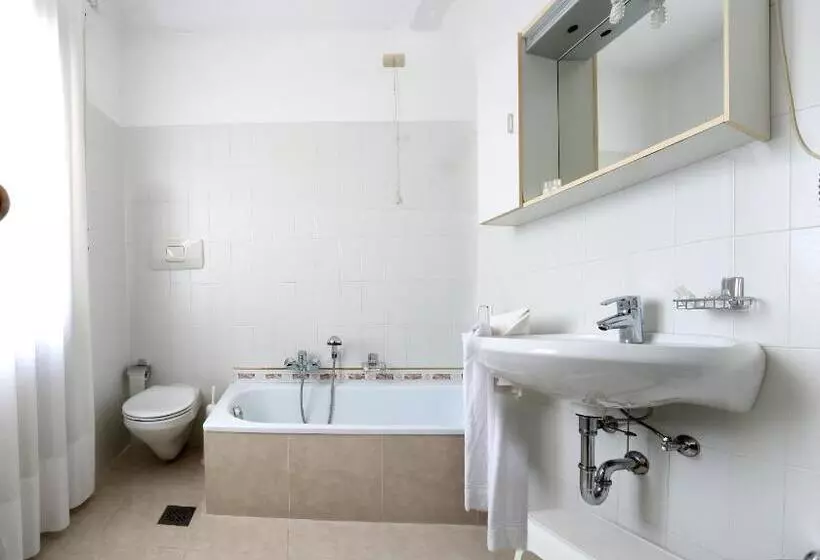スタンダードルーム, Albergo Volpara