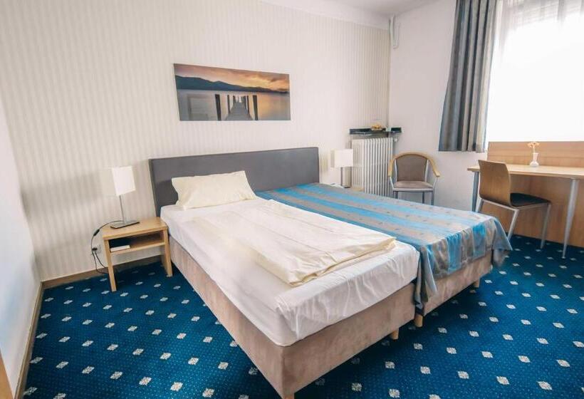 חדר סטנדרט, Benger