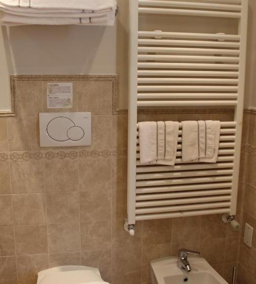 סוויטת ג'וניור עם מרפסת, Capovilla