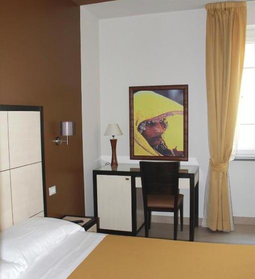 חדר סטנדרט, Capovilla