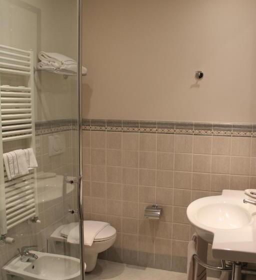 חדר סטנדרט, Capovilla