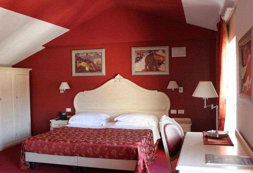 Номер Стандарт Трехместный, Capovilla