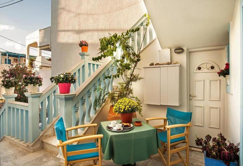 スタンダードルーム, Dionysis Studios