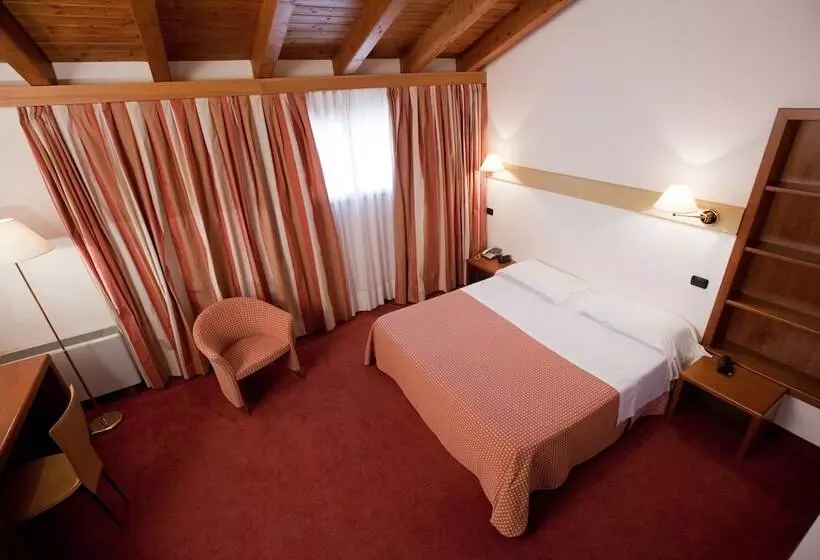 スーペリアールーム, Eurohotel Palace Maniago