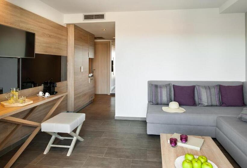 جناح عائلي, Gkeea Boutique