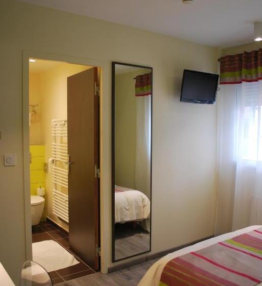 غرفة قياسية, Hôtel Les Perce Neige