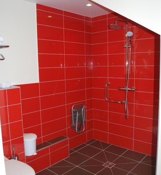 غرفة قياسية, Hôtel Les Perce Neige