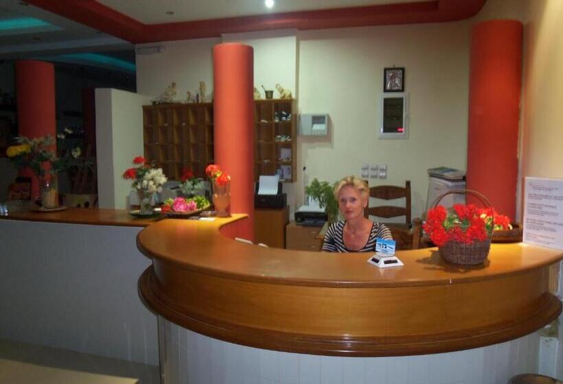 סוויטה משפחתית, Ionio Star