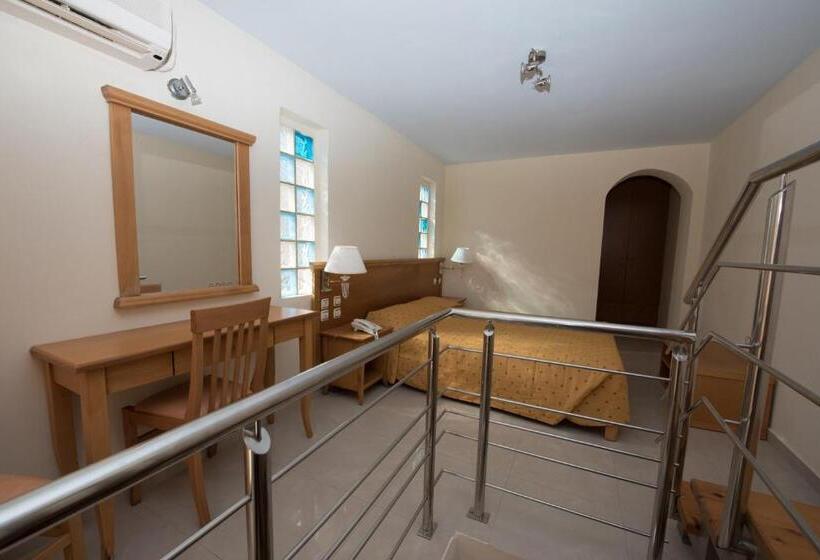 חדר דופלקס, Ionio Star