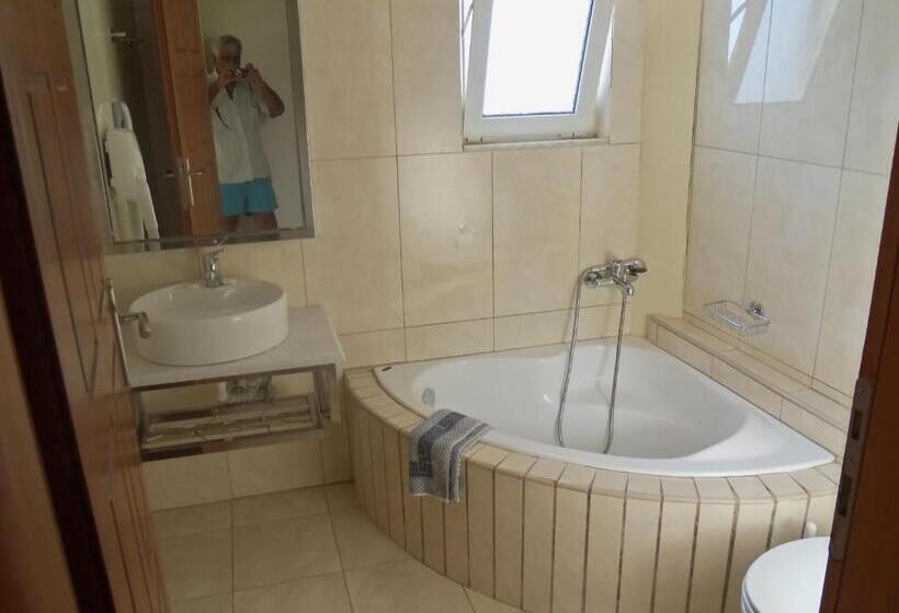 إستوديو قياسى, Ionio Star