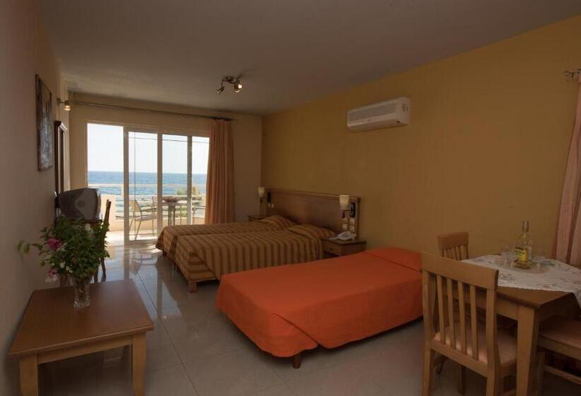 חדר סטודיו סטנדרד, Ionio Star