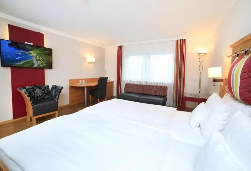 コンフォートトリプルルーム, Landidyll Hotel Restaurant Birkenhof