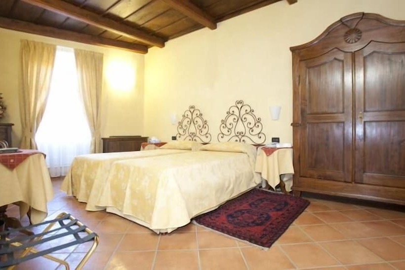 Номер Стандарт, Palazzo Di Mezzo