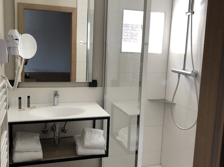 スタンダードルーム, Restaurant Au Boeuf