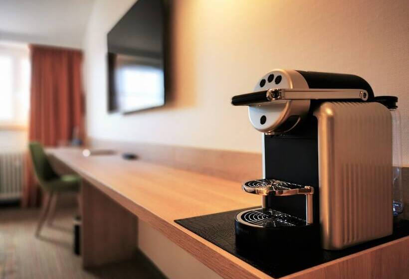 スタンダードルーム, Restaurant Au Boeuf