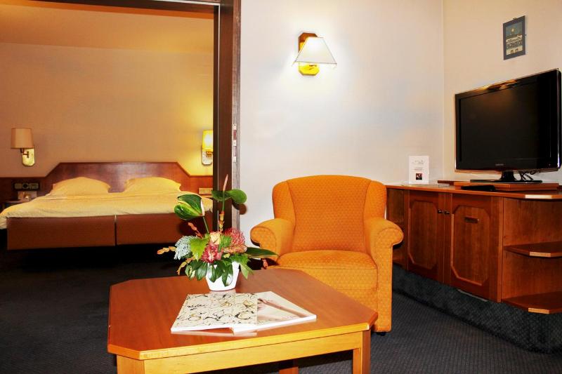 スタンダードルーム, Restaurant Au Boeuf