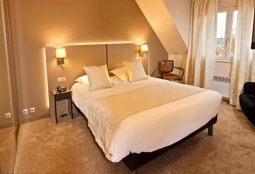 Suite, Restaurant Crystal