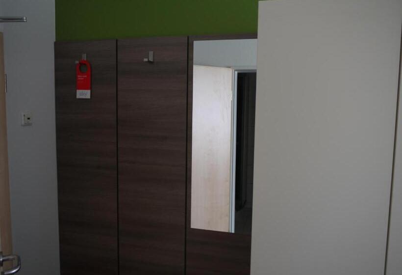 스탠다드 룸, Ruhrstadtarena