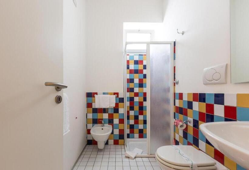 חדר סטנדרט, Silver