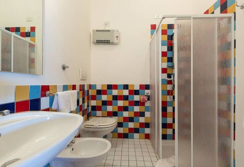 חדר סטנדרט, Silver