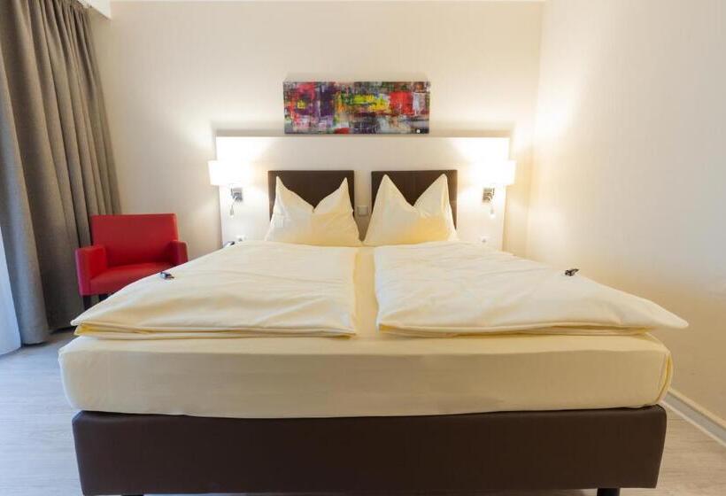コンフォートルーム, Montana Landhotel Gummersbach Nord
