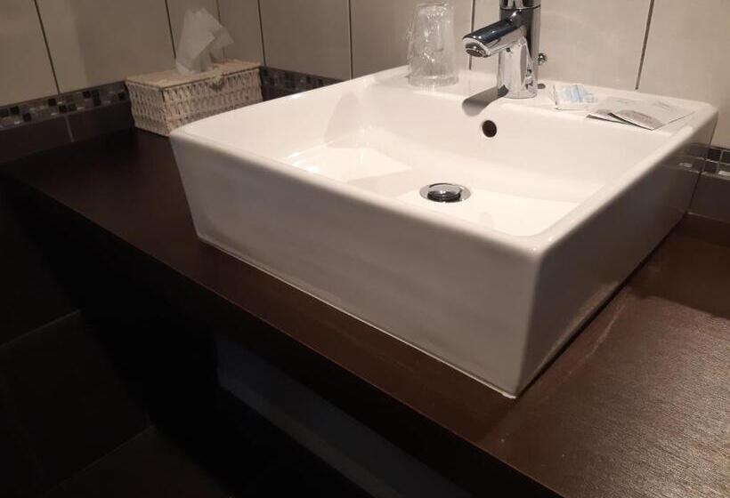 スタンダードルーム, Ravel Hotel Cyrano