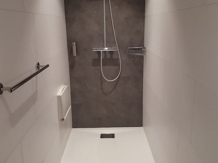 スタンダードルーム, Ravel Hotel Cyrano