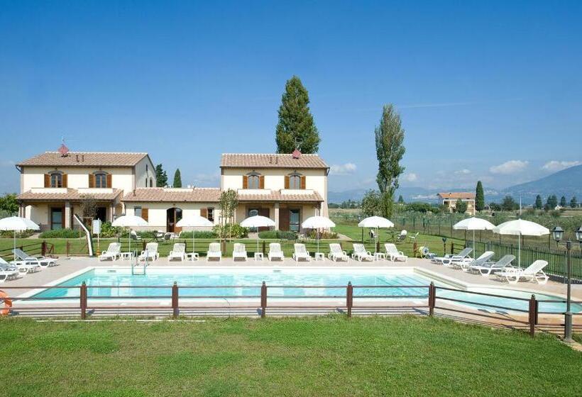 شقة عائلية مع بلكونة, Agriturismo Le Rondini Di Francesco Di Assisi