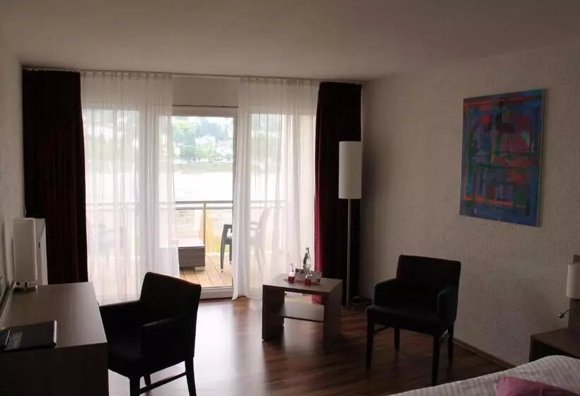 Superior-huone Näkymä, Rheinhotel Arte