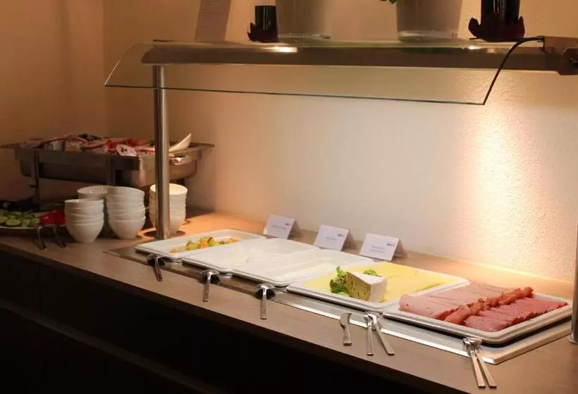 Standard Yhden Hengen Huone, Rheinhotel Arte