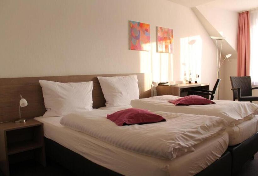 Номер Стандарт Индивидуальный, Rheinhotel Arte
