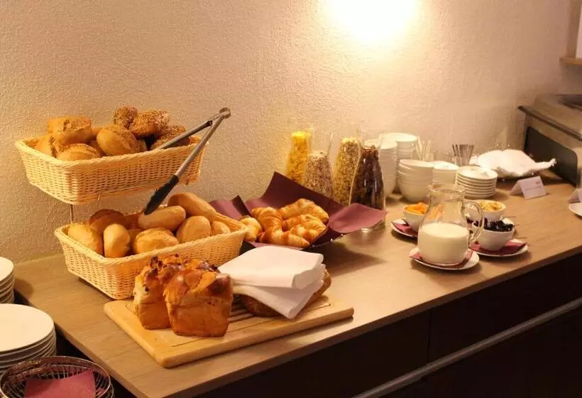 Standard Yhden Hengen Huone, Rheinhotel Arte