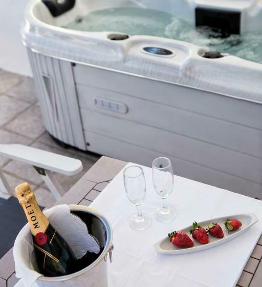 غرفة سوبيريور مطلّة علي البحر, Yades Suites & Spa   Adults Only