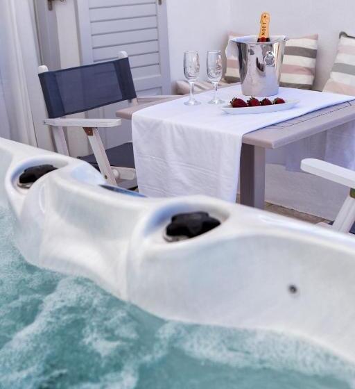 غرفة سوبيريور مطلّة علي البحر, Yades Suites & Spa   Adults Only