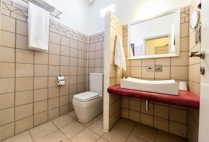 Люкс Вид на Море с Гидромассажем, Yades Suites & Spa   Adults Only